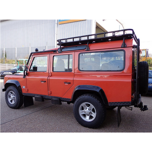 Land Rover Defender 110 Roof Rack Safety Devices